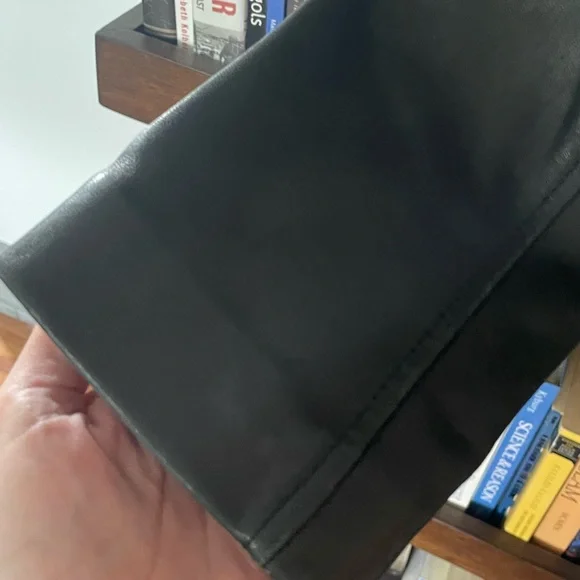 Kenneth Cole Reaction Black Leather Jacket - Picture 4 of 13